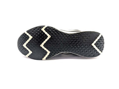 Nike Revolution 5
