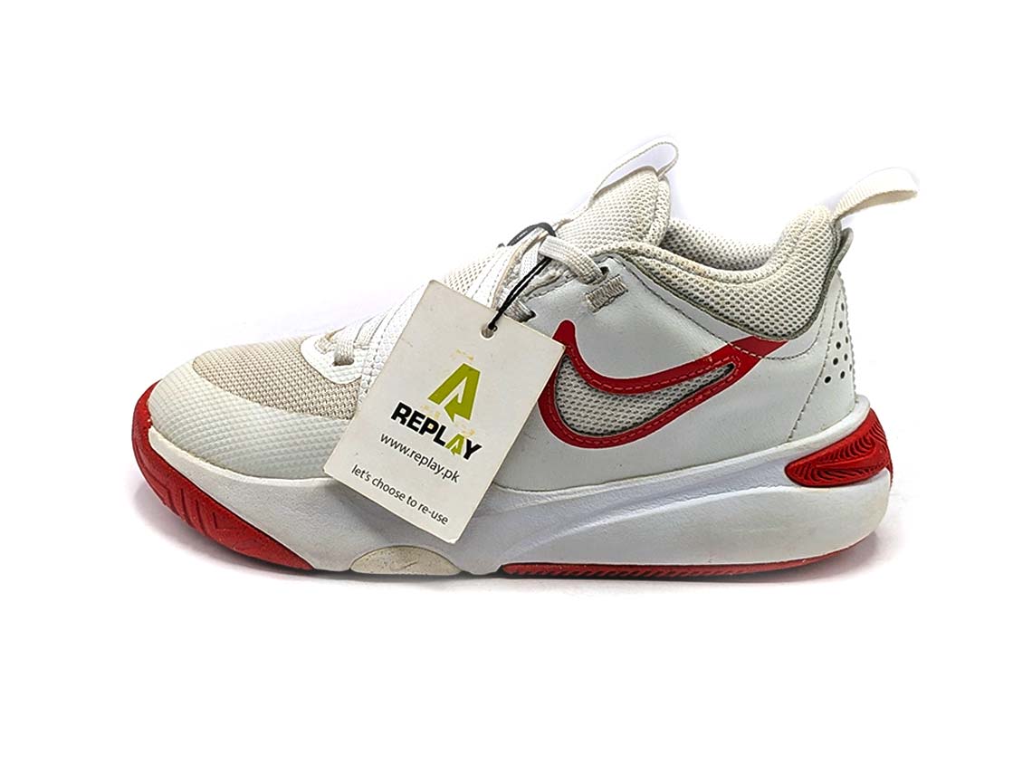 Nike Team Hustle D 11