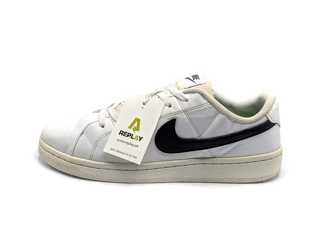 Nike Court Royale 2