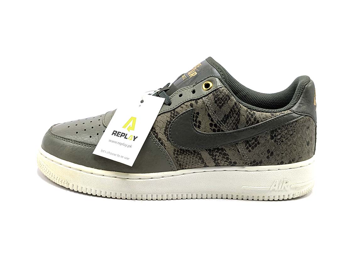Nike Air Force 1