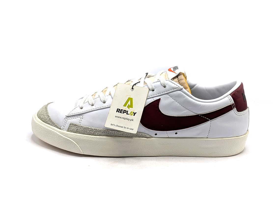Nike Blazer Low 77