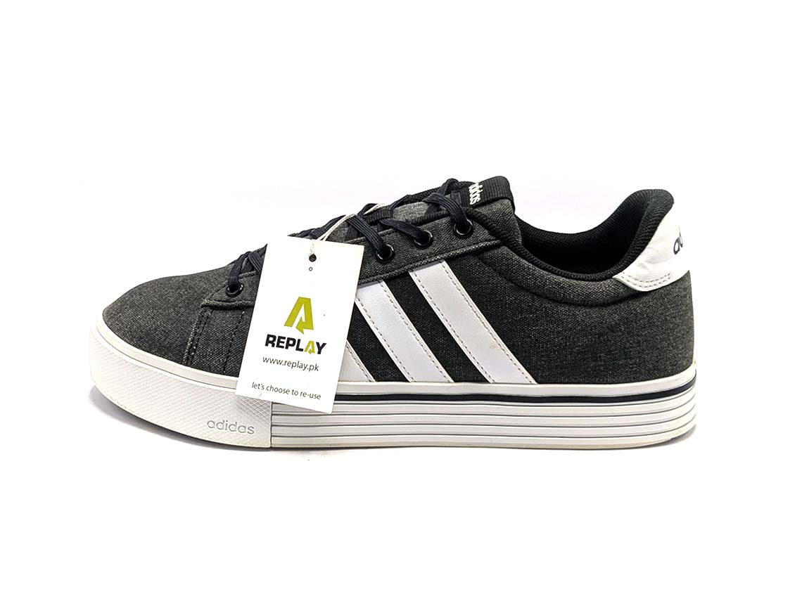 Adidas Daily 4.0
