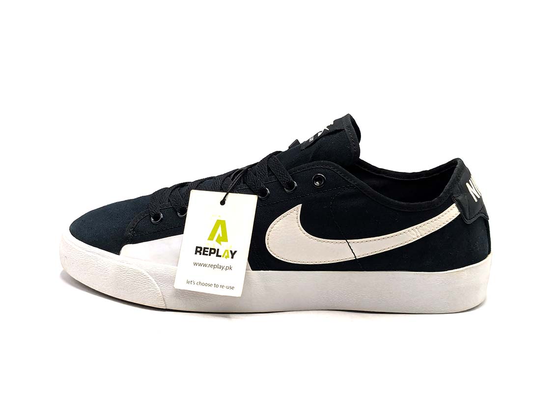 Nike SB Blazer Court
