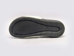 Nike Victori One