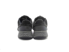 Nike Revolution 5