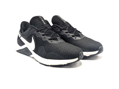 Nike Legend Essential 2