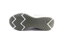 Nike Revolution 5
