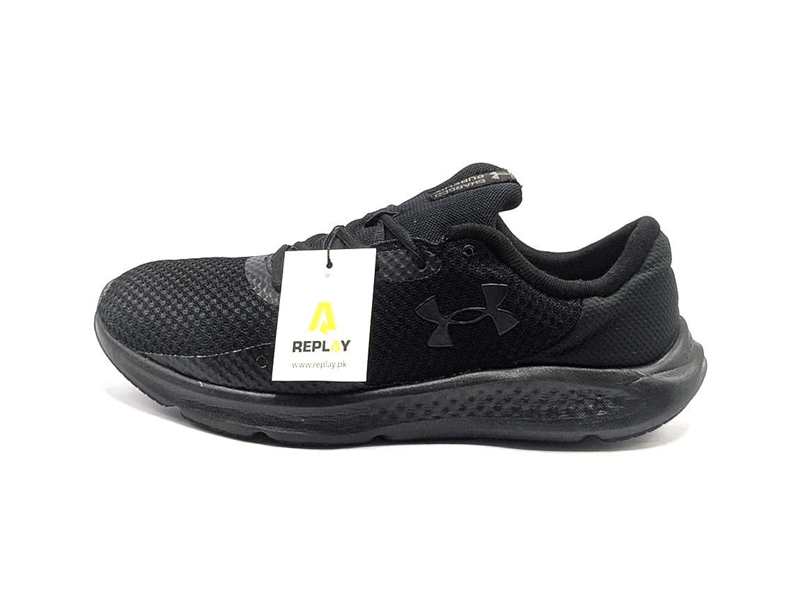 Under Armour Charged Pursuit 3