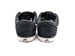 Nike SB Check