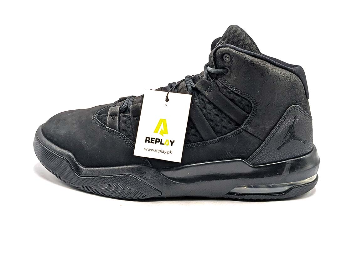 Jordan Max Aura
