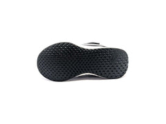 Nike Revolution 5