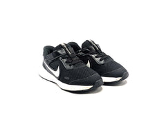 Nike Revolution 5