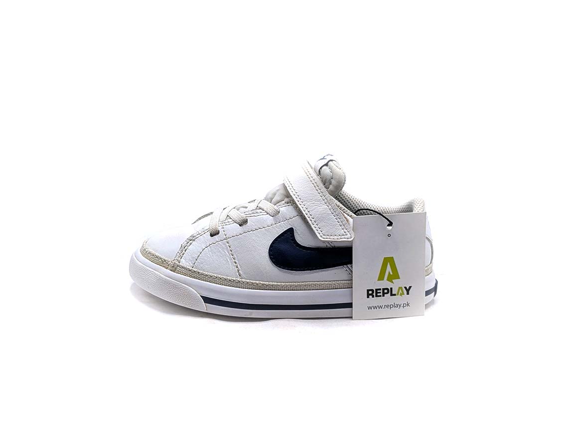 Nike Court Legacy