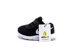 Nike Tanjun