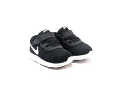 Nike Tanjun
