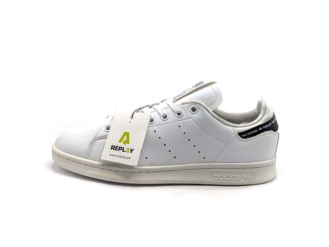 Adidas Stan Smith Parley