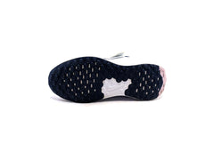 Nike Revolution 7