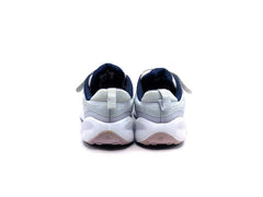 Nike Revolution 7