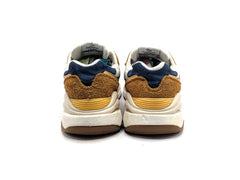 New Balance 5740