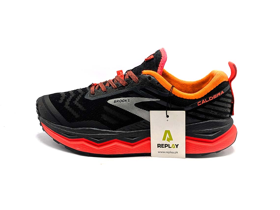 Brooks Caldera 4