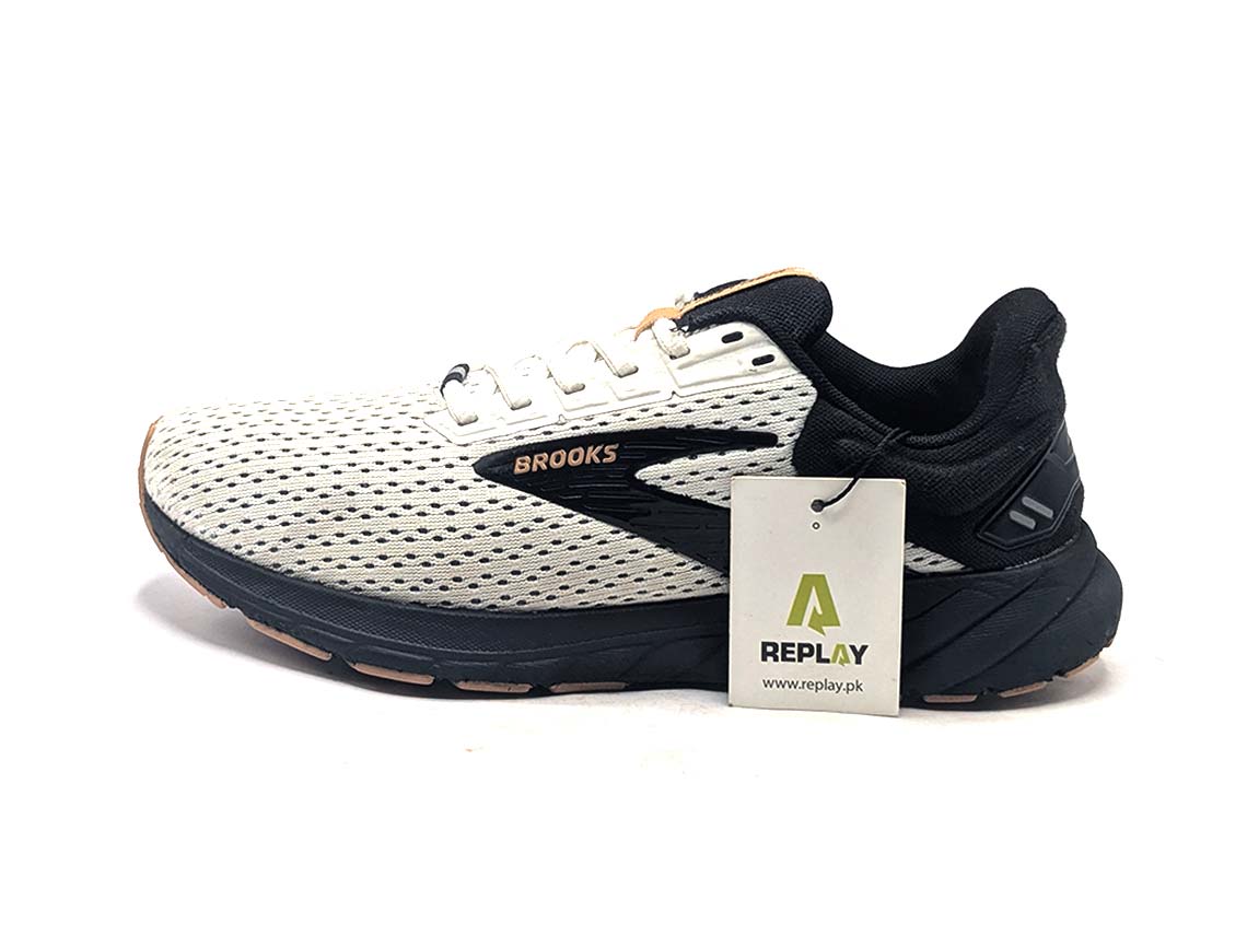 Brooks Anthem 6