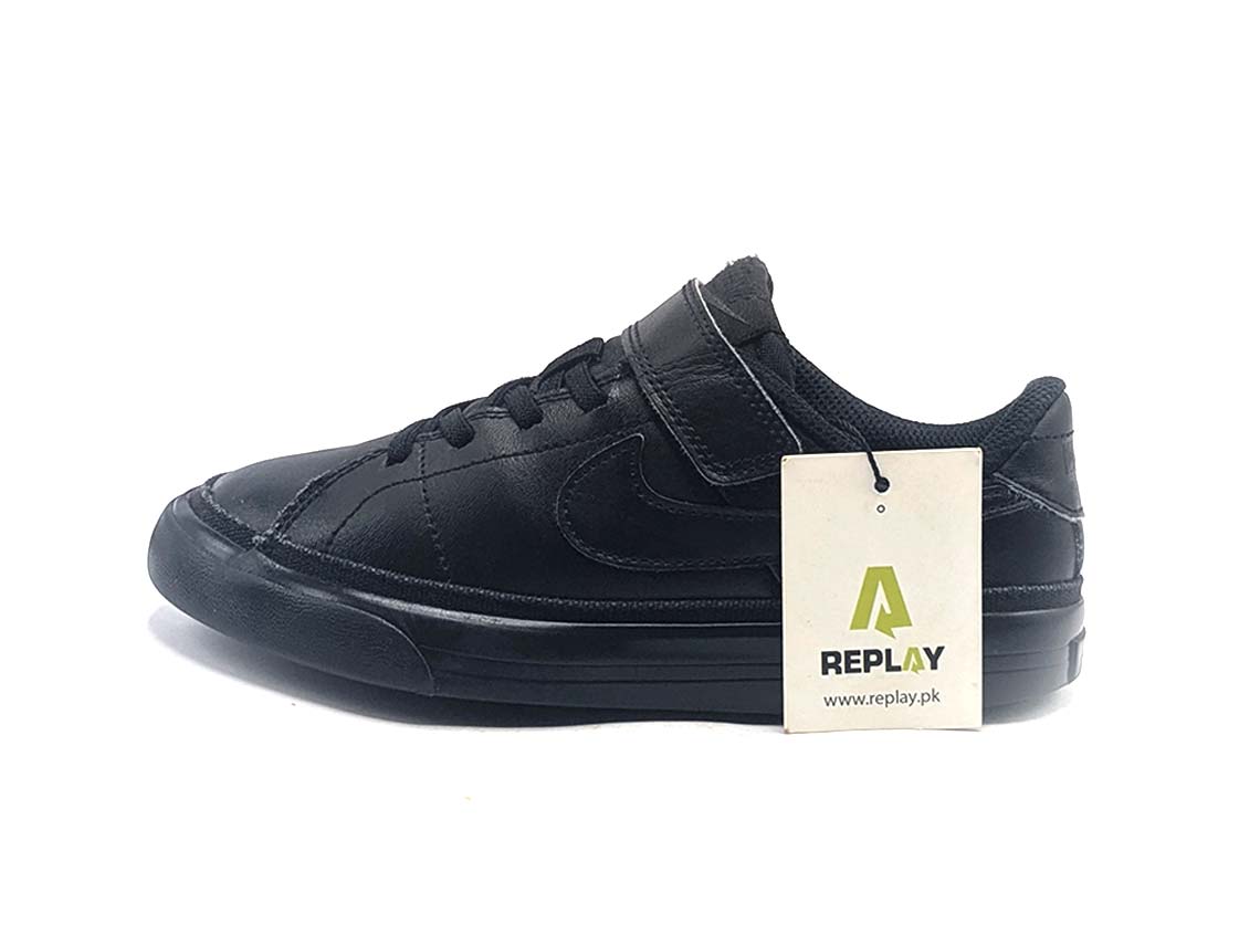 Nike Court Legacy