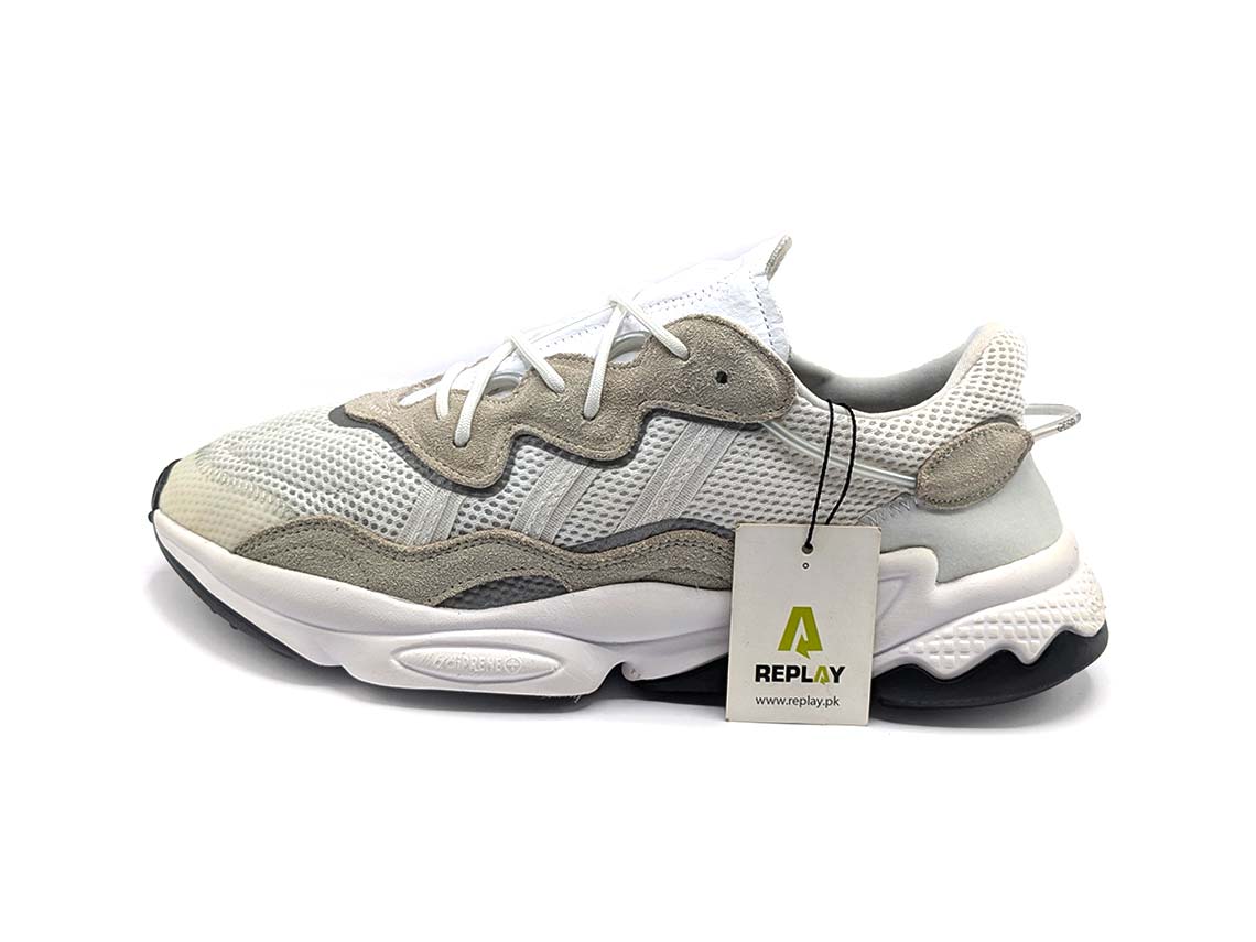 Adidas OZWEEGO