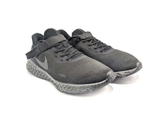 Nike Revolution 5 FlyEase