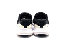 Under Armour Surge 3