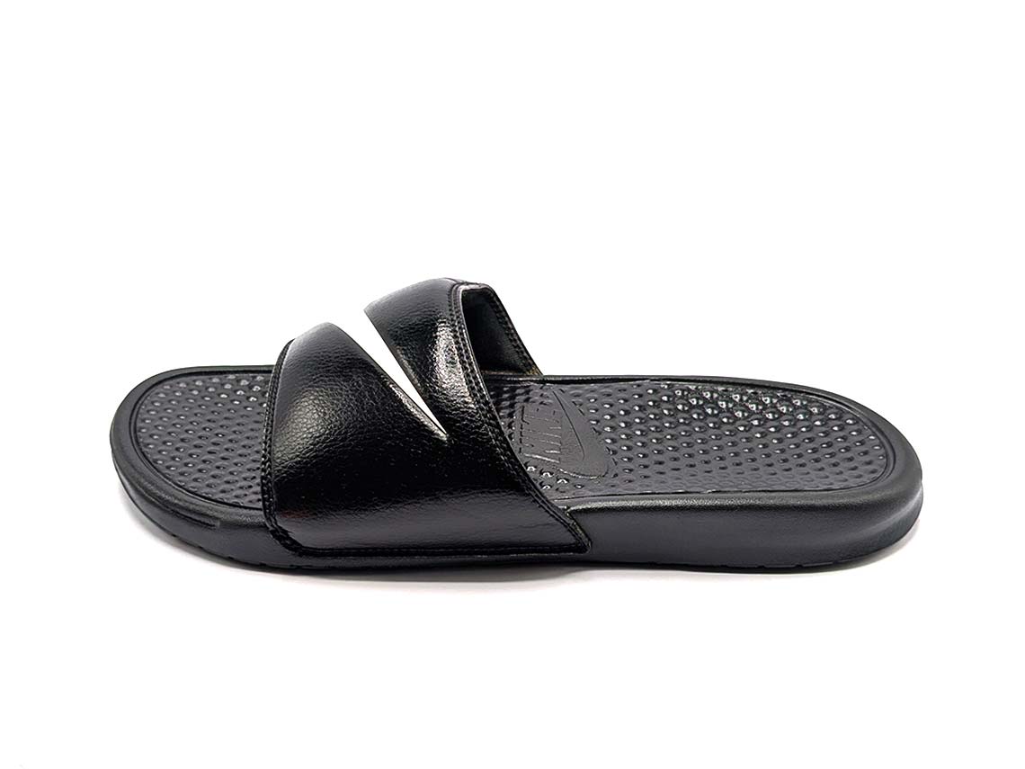 Nike Benassi Swoosh slide