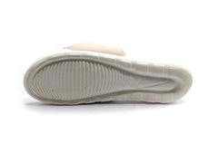 Nike Victori One