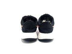 Nike Revolution 5