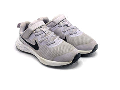 Nike Revolution 6