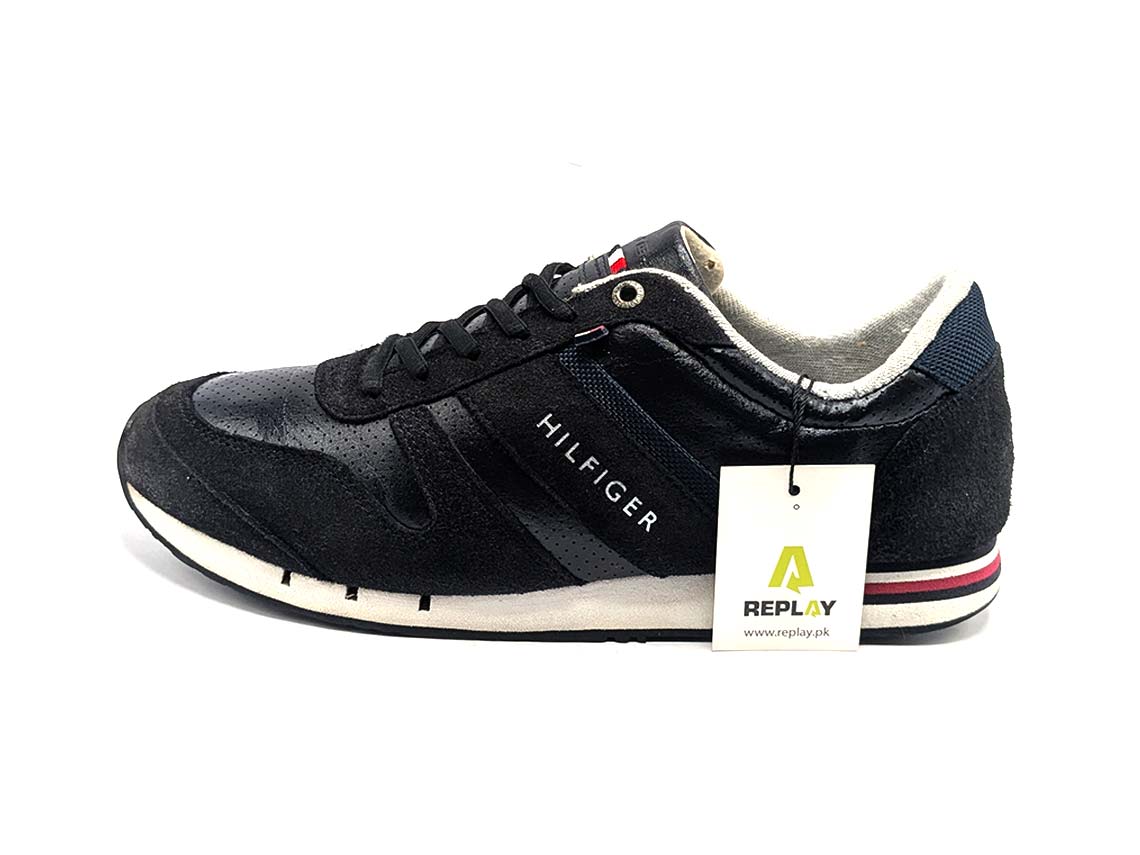 Tommy Hilfiger