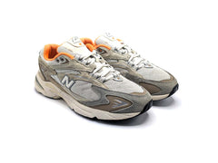 New Balance 725