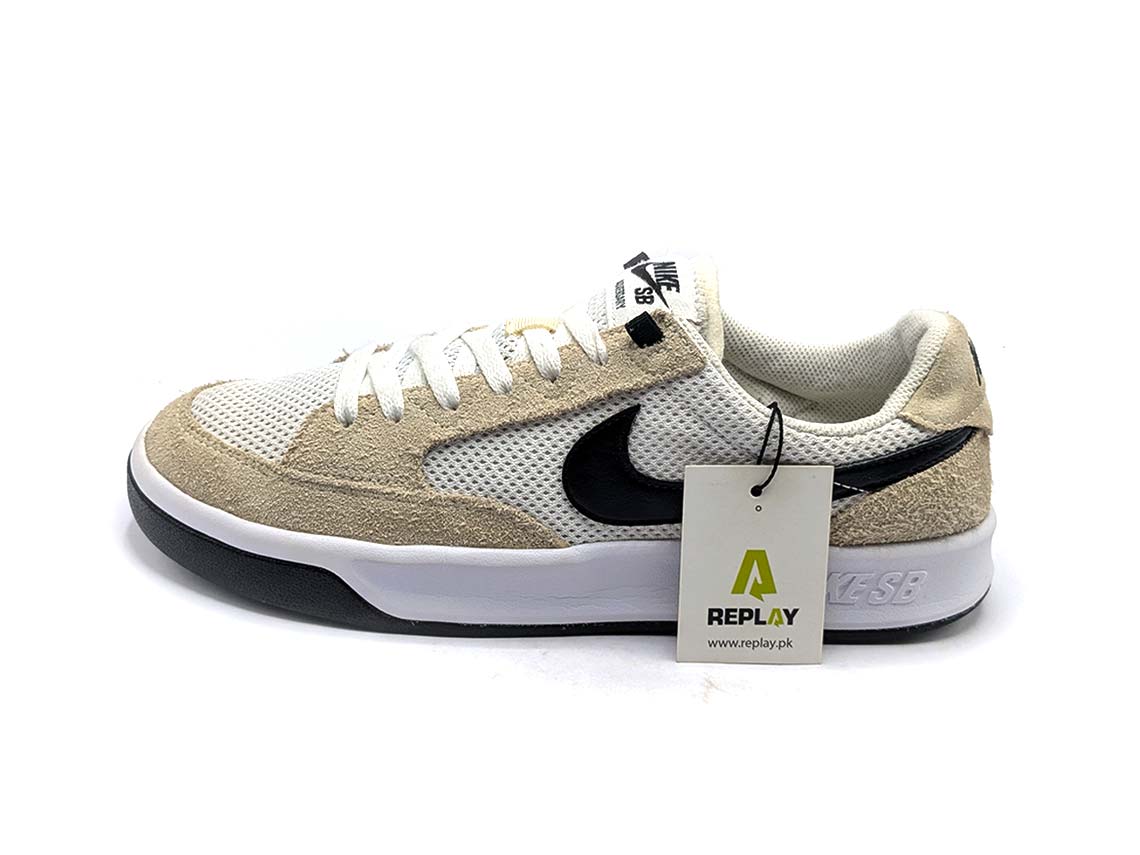Nike SB Adversary