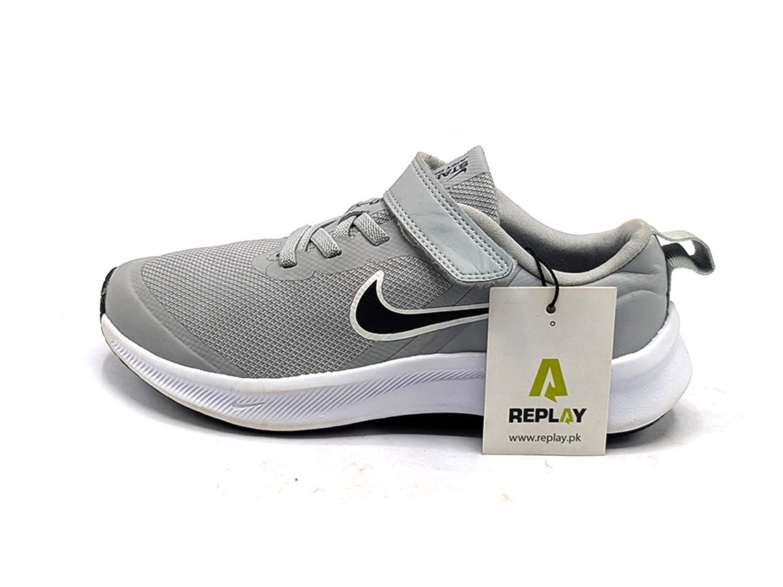 Nike Star Runner 3
