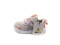 Nike Revolution 5