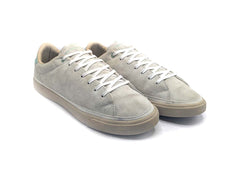 New Balance 210