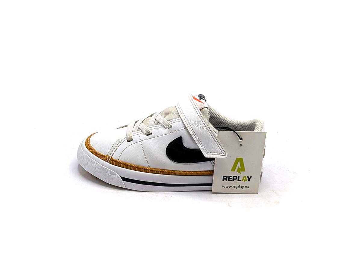 Nike Court Legacy