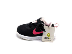 Nike Revolution 6