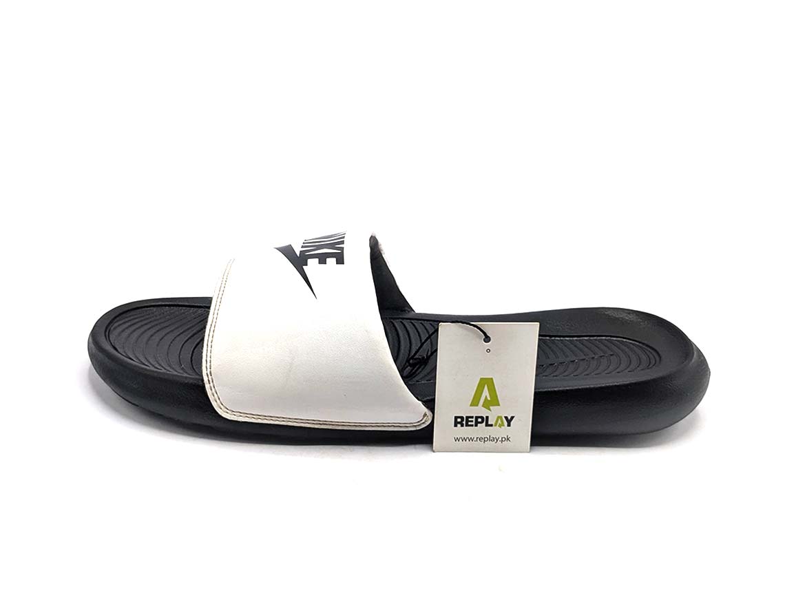 Nike Victori One