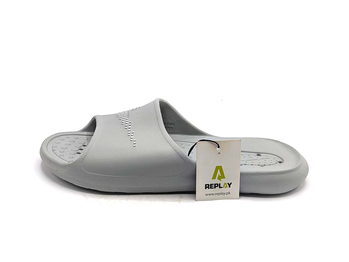 Nike Victori One