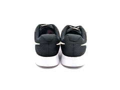 Nike Tanjun