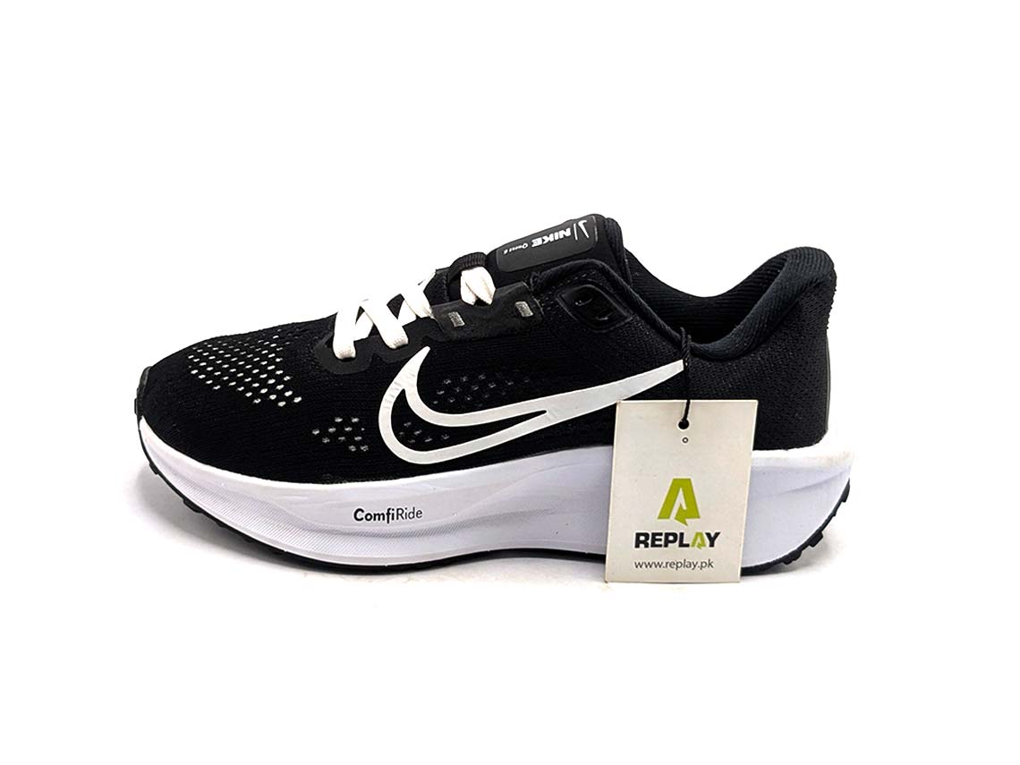Nike Quest 6