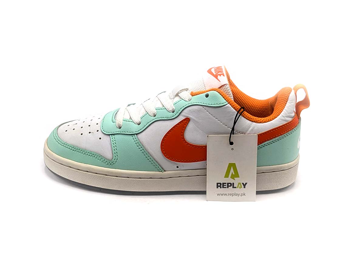 Nike Court Borough Low 2