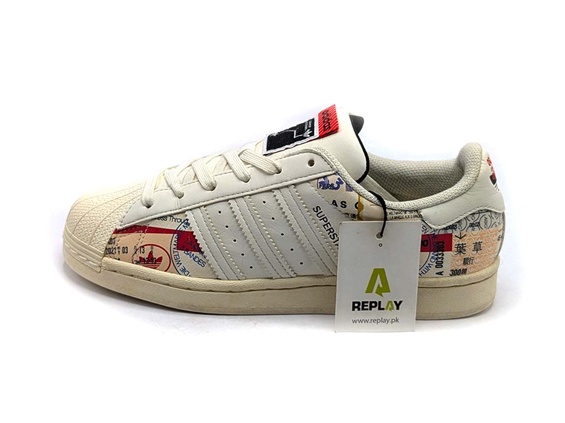 Adidas Superstar