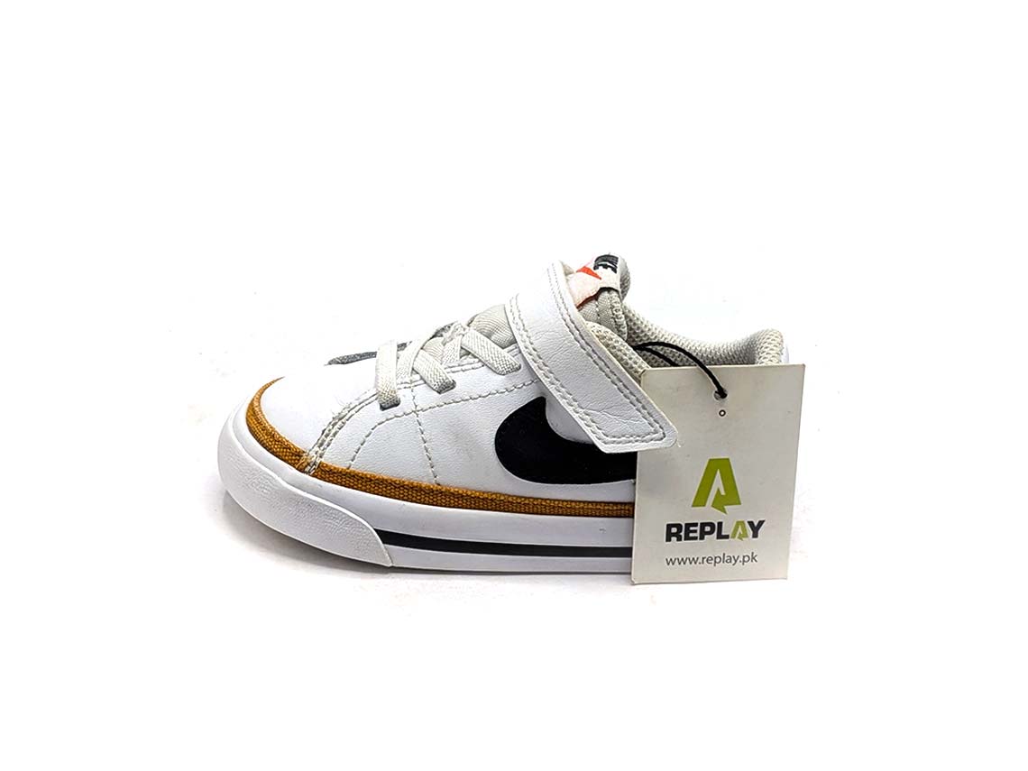 Nike Court Legacy
