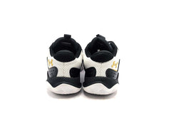 Under Armour Jet 23
