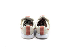 Nike Tanjun